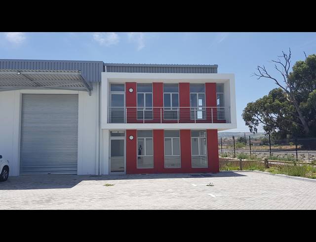 667M² FACTORY RENTED IN BLACKHEATH INDUSTRIAL